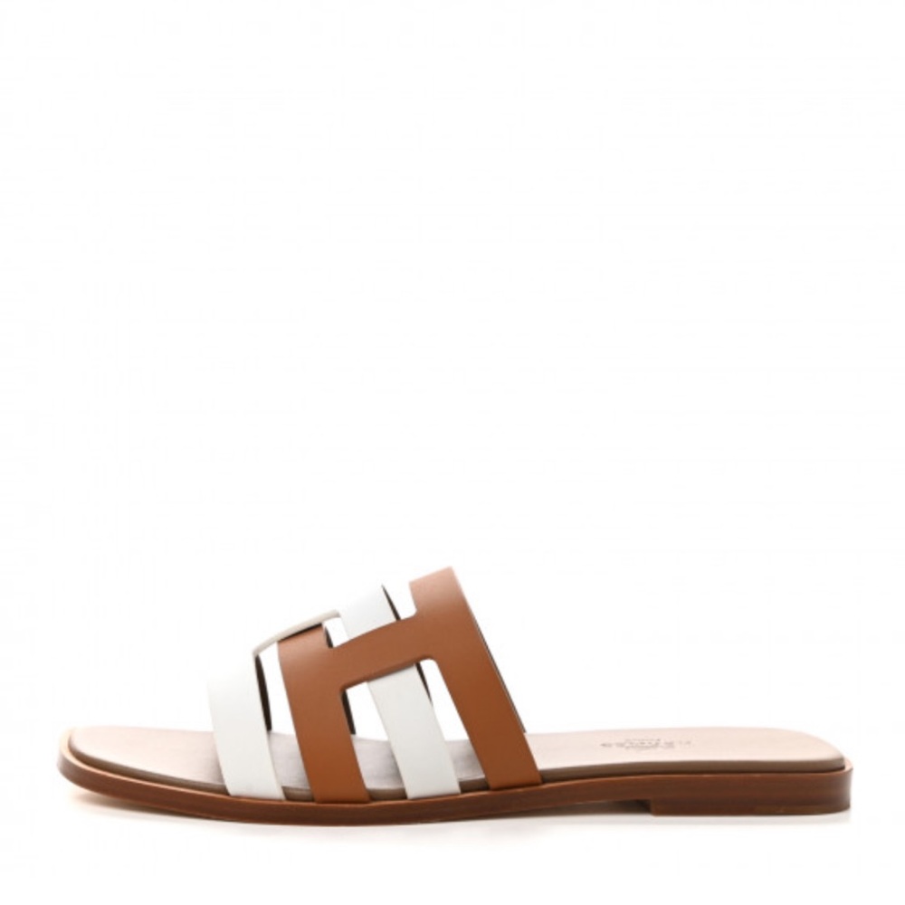 Hermès Gold(Brown) and White Amore Sandals with Signature H Straps - Picture 4 of 8